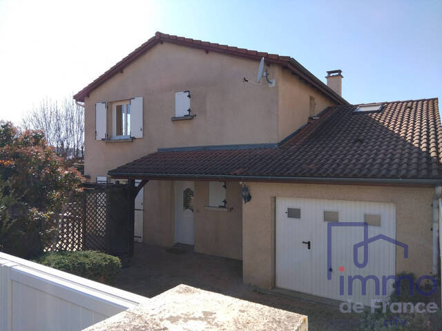 Sale House villa 7 rooms 125 m² Saint-Germain-Laprade 43700