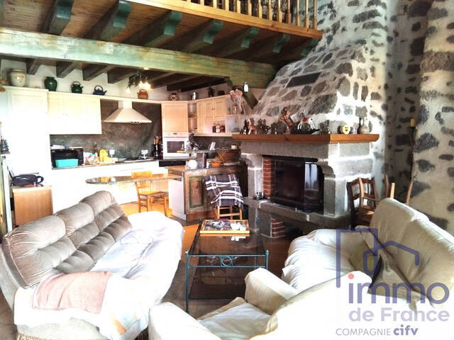 Vente Maison ancienne 4 pièces 134 m² Le Puy-en-Velay 43000