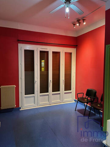 Vente Local bureau 5 pièces 97 m² Le Puy-en-Velay 43000