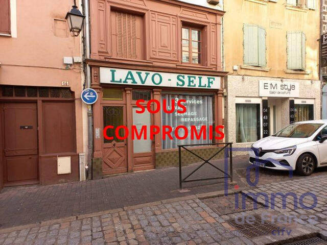 Vente Local commercial 49.68 m² Le Puy-en-Velay 43000