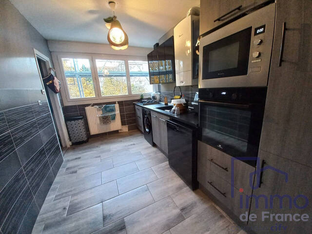 Vente Appartement 5 pièces 86.66 m² Saint-Étienne 42000
