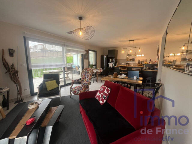Vente Appartement 3 pièces 75 m² La Talaudière 42350