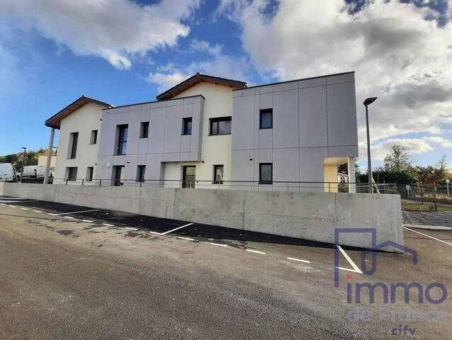 Sale Apartment 4 rooms 85.5 m² Saint-Bonnet-les-Oules 42330