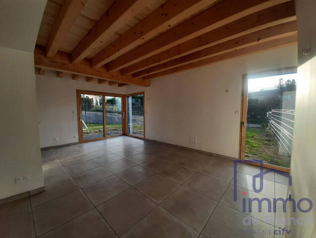 Sale Apartment 4 rooms 85.5 m² Saint-Bonnet-les-Oules 42330