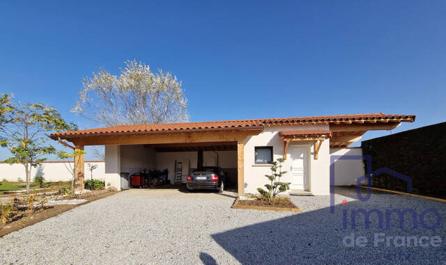 Vente Maison villa 8 pièces 280 m² Saint-Cyprien 42160