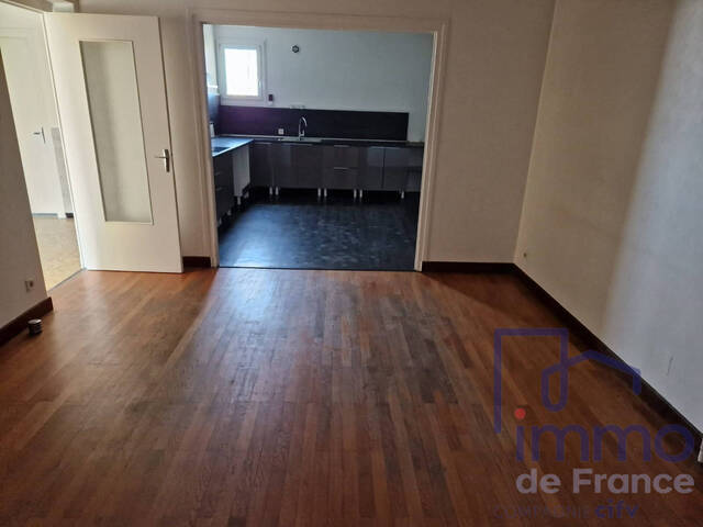 Vente Maison traditionnelle 6 pièces 146.28 m² Montbrison 42600
