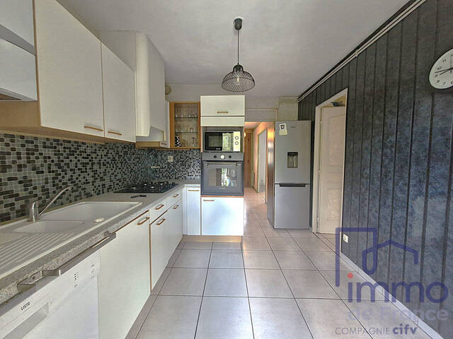 Vente Maison 5 pièces 97 m² Saint-Étienne 42000