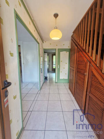 Vente Maison 5 pièces 97 m² Saint-Étienne 42000