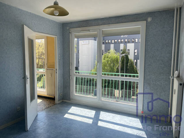 Vente Appartement 1 pièce 26 m² Saint-Étienne 42000