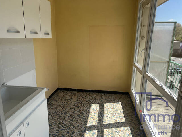 Vente Appartement 1 pièce 26 m² Saint-Étienne 42000