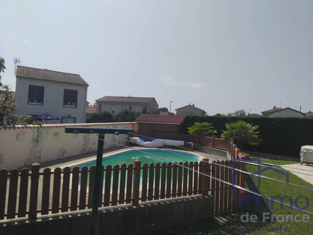 Vente Maison villa 5 pièces 120 m² Montbrison 42600