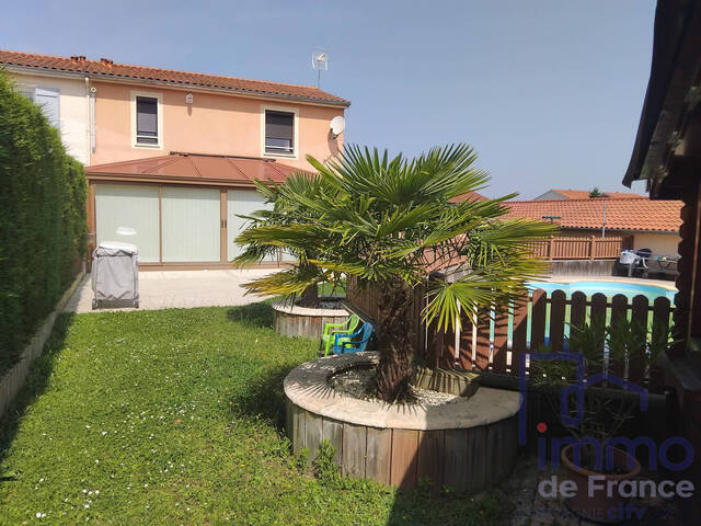 Vente Maison villa 5 pièces 120 m² Montbrison 42600