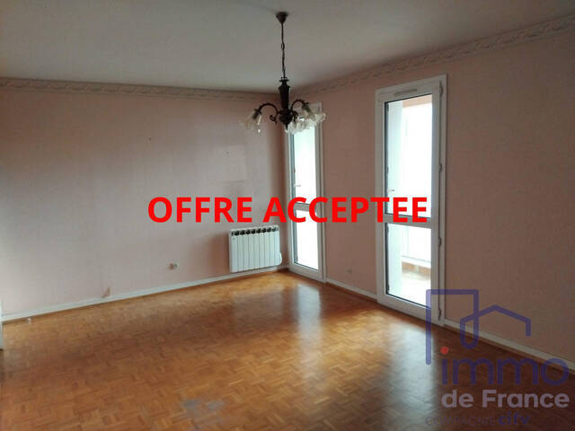 Vente Appartement 4 pièces 73 m² Vals-près-le-Puy 43750