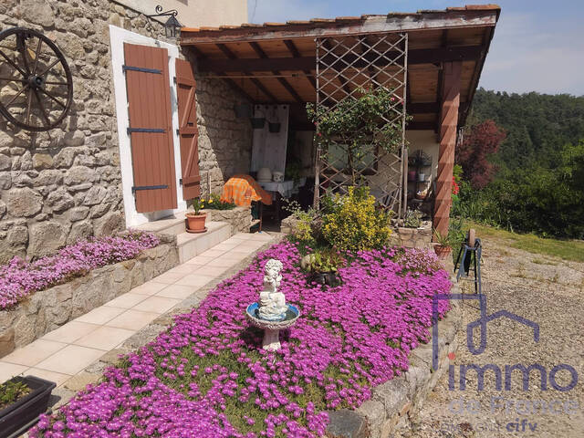 Vente Maison villa 6 pièces 114 m² Feurs 42110