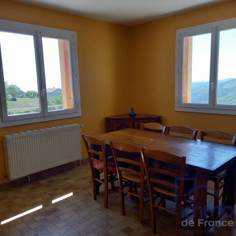 Vente Maison traditionnelle 6 pièces 129 m² Montbrison 42600