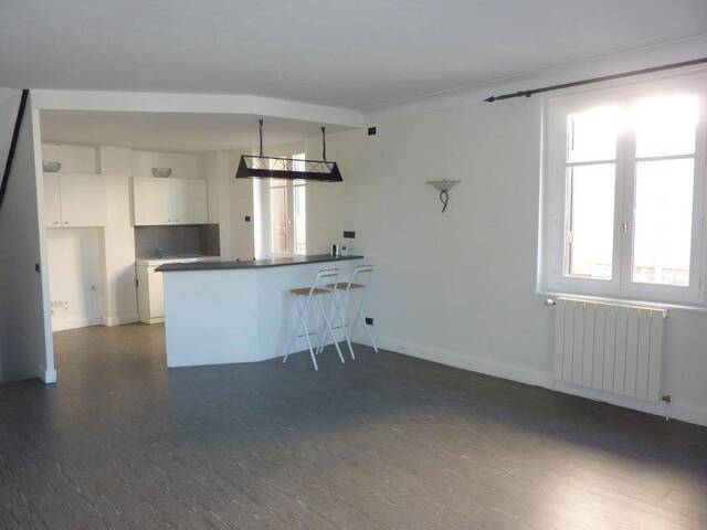 Location Maison de ville 3 pièces 87 m² Montbrison 42600