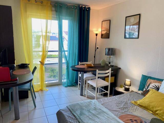 Location Appartement studio 1 pièce 19 m² Saint-Priest-en-Jarez 42270 HÔPITAL NORD