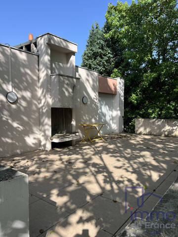 Vente Maison 9 pièces 193.56 m² Saint-Étienne 42100