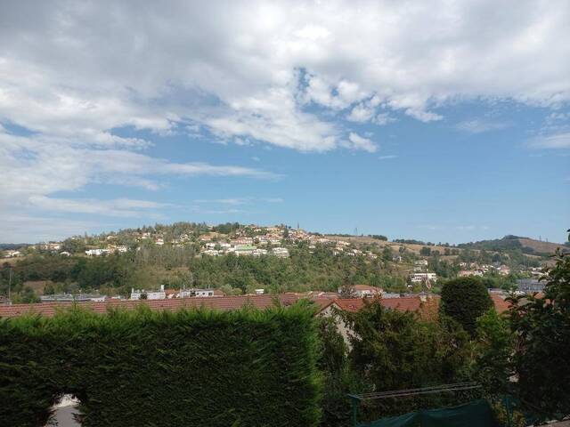 Location Maison individuelle 6 pièces 143 m² Saint-Priest-en-Jarez 42270