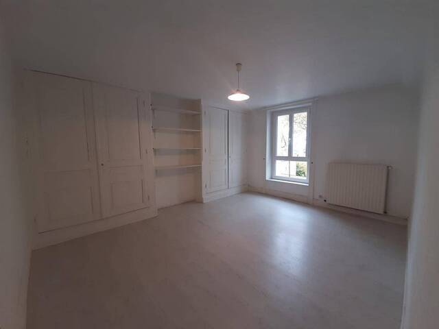 Location Appartement t3 67 m² Saint-Galmier 42330