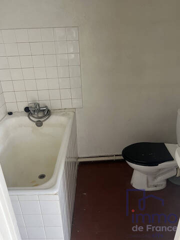 Vente Appartement 1 pièce 27.84 m² Saint-Étienne 42000