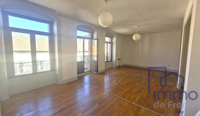Vente Appartement 4 pièces 78 m² Saint-Étienne 42000