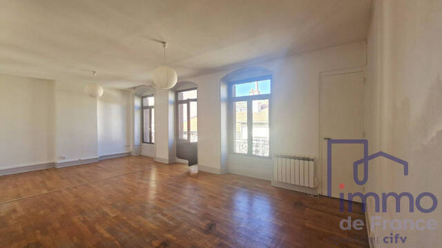 Vente Appartement 4 pièces 78 m² Saint-Étienne 42000