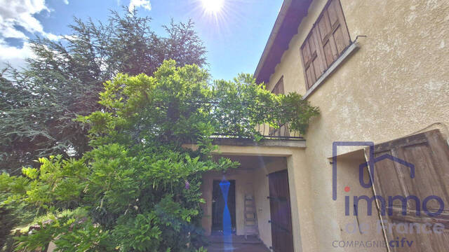 Vente Maison 5 pièces 120 m² Saint-Étienne 42000