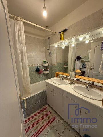 Vente Immeuble 628 m² Saint-Étienne 42000