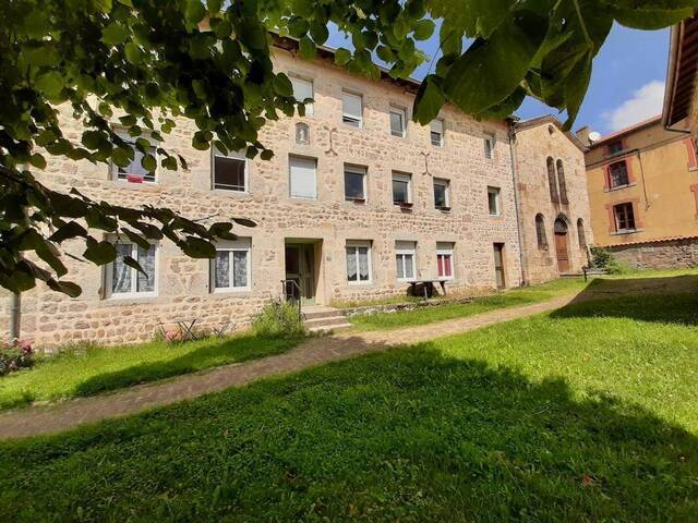 Rent Apartment t4 67 m² Apinac 42550