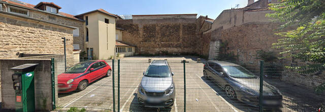 Rent Parking Saint-Étienne 42100 SAINT ROCH - VALBENOITE