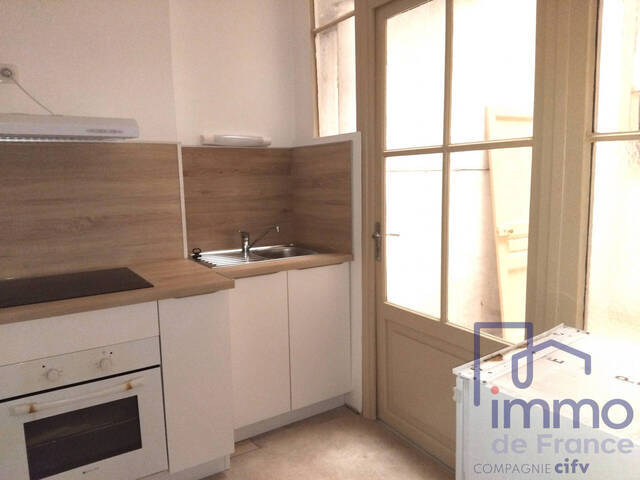 Vente Appartement 2 pièces 77 m² Le Puy-en-Velay 43000