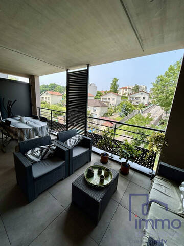 Sale Apartment 2 rooms 45.59 m² Villars 42390