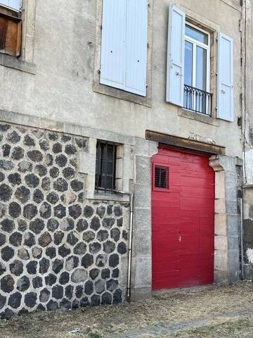 Rent Parking garage individuel Le Puy-en-Velay 43000