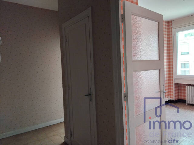 Sale Apartment 1 room 42.37 m² Saint-Étienne 42000
