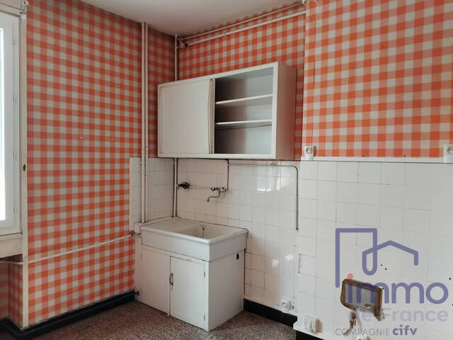 Sale Apartment 1 room 42.37 m² Saint-Étienne 42000
