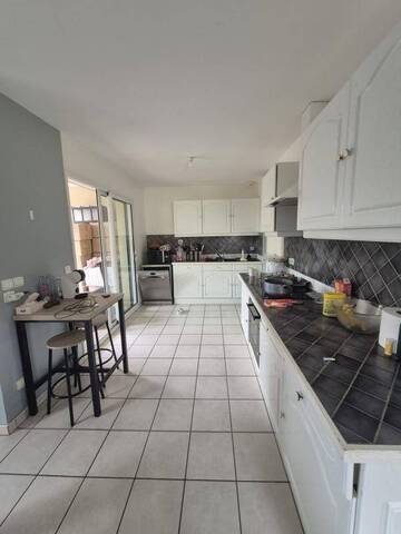 Rent Apartment t3 80 m² Veauche 42340