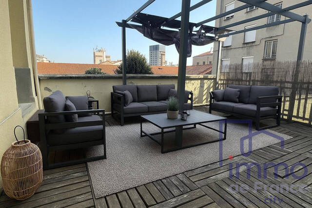 Vente Appartement 2 pièces 49 m² Saint-Étienne 42000