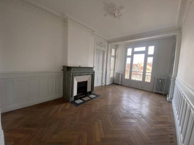 Rent Apartment t2 3 rooms 66 m² Saint-Étienne 42000 HYPER CENTRE