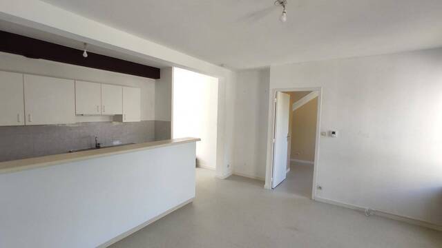 Rent Apartment t2 38 m² Saint-Just-Malmont 43240