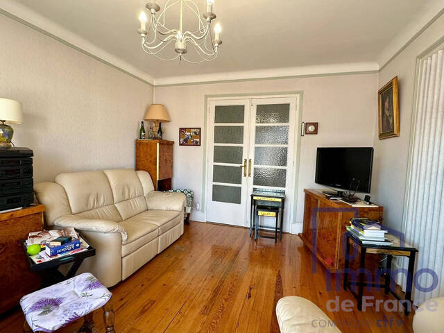 Sale Apartment 5 rooms 114 m² Saint-Étienne 42100