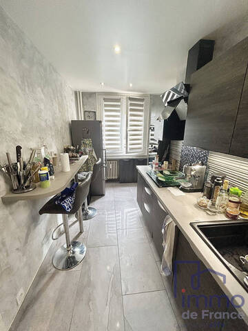 Sale Apartment 3 rooms 75 m² Saint-Étienne 42100