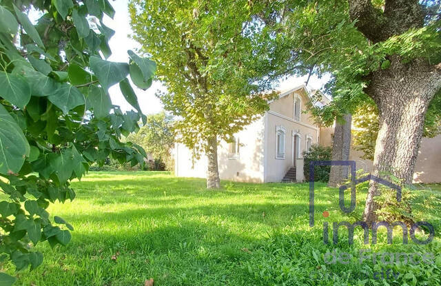 Vente Maison 6 pièces 157 m² Andrézieux-Bouthéon 42160