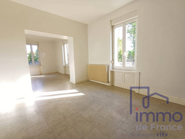 Vente Maison 6 pièces 157 m² Andrézieux-Bouthéon 42160