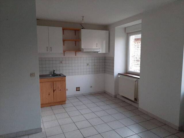Location Appartement t2 39 m² Apinac 42550