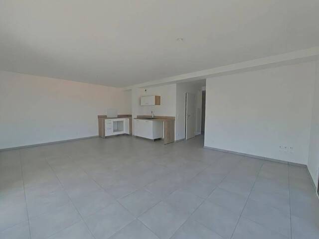 Location Appartement t3 72 m² Saint-Étienne 42100