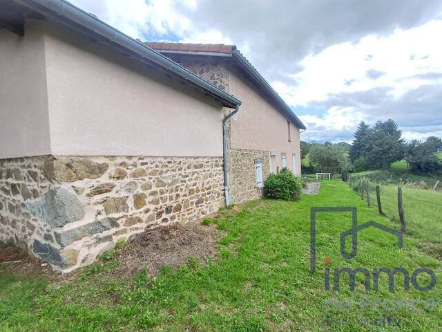 Vente Maison ferme 9 pièces 330 m² Grammond 42140