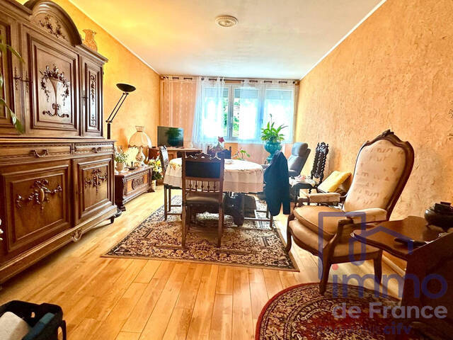 Vente Appartement 3 pièces 71 m² Saint-Étienne 42100