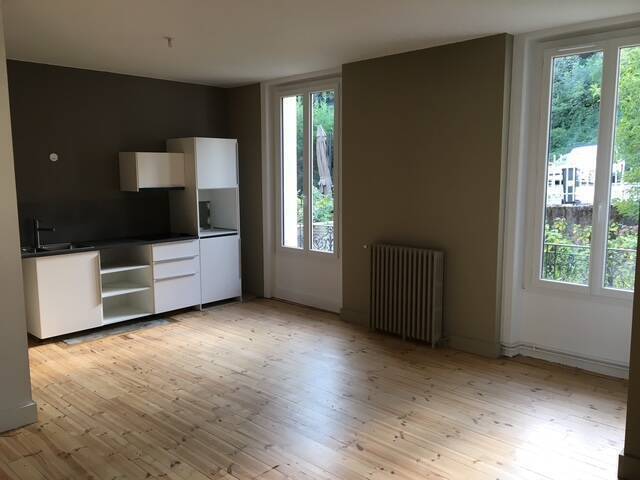 Location Appartement t3 77 m² Saint-Étienne 42000