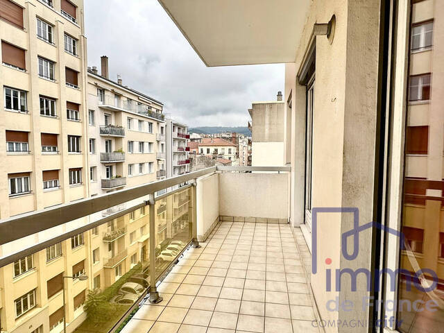 Vente Appartement 3 pièces 80 m² Saint-Étienne 42100